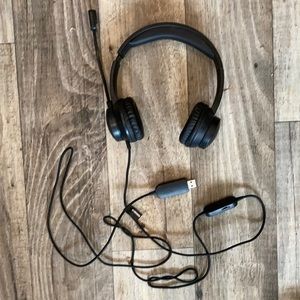 CALL CENTER HEADSET